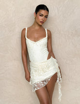 DEJA BODYSUIT - BEIGE : CHAMPAGNE : CHAMPAGNE LACE