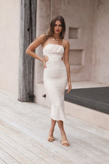 Blind Date Midi Dress Beige